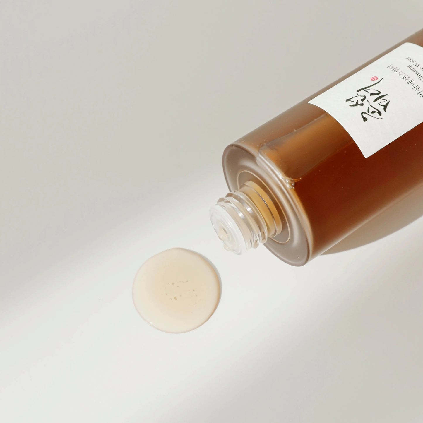 Ginseng Essence Water da Beauty of Joseon – essência coreana com extrato de ginseng para hidratação profunda, revitalização e efeito anti-idade. Ideal para pele seca e baça. Cosmética coreana e skincare k-beauty disponível em Portugal
