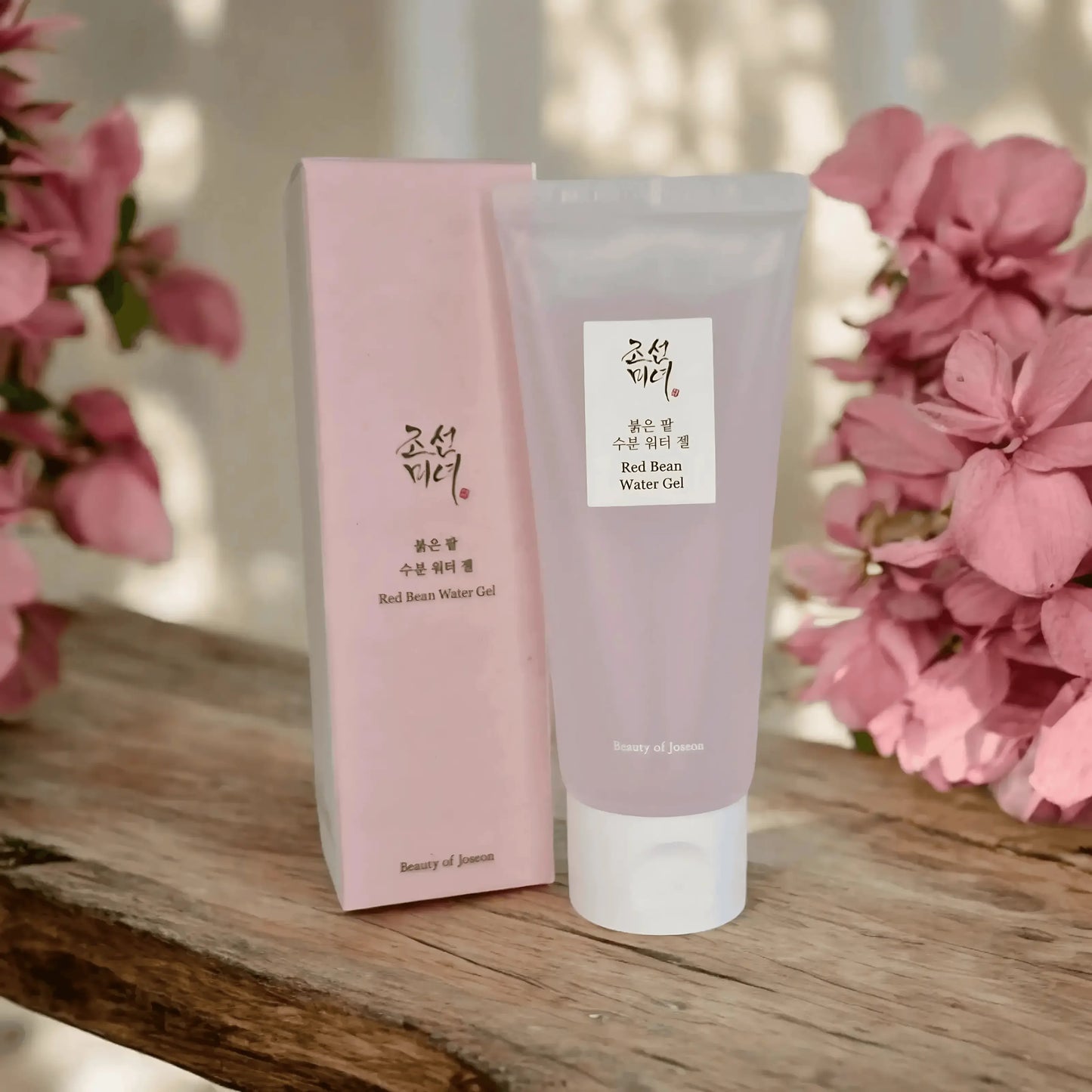 Beauty of Joseon Red Bean Water Gel – imagem do produto com caixa e design elegante, ideal para rotinas de skincare coreano de verão, pele mista ou oleosa