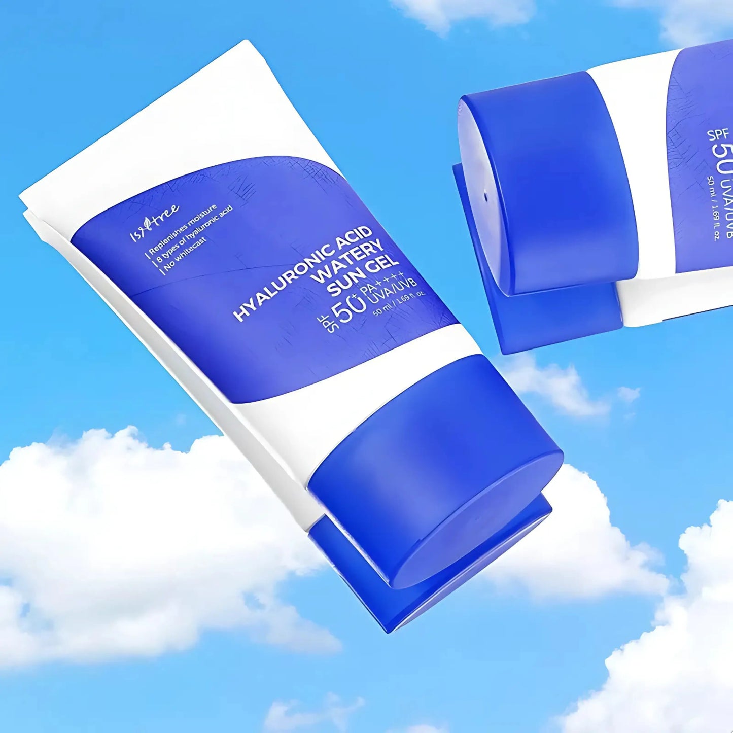 Isntree Hyaluronic Acid Watery Sun Gel – tubos do protetor solar hidratante em movimento sobre fundo de céu azul, simbolizando leveza e frescura, ideal para pele sensível, cosmética coreana e skincare k-beauty Portugal