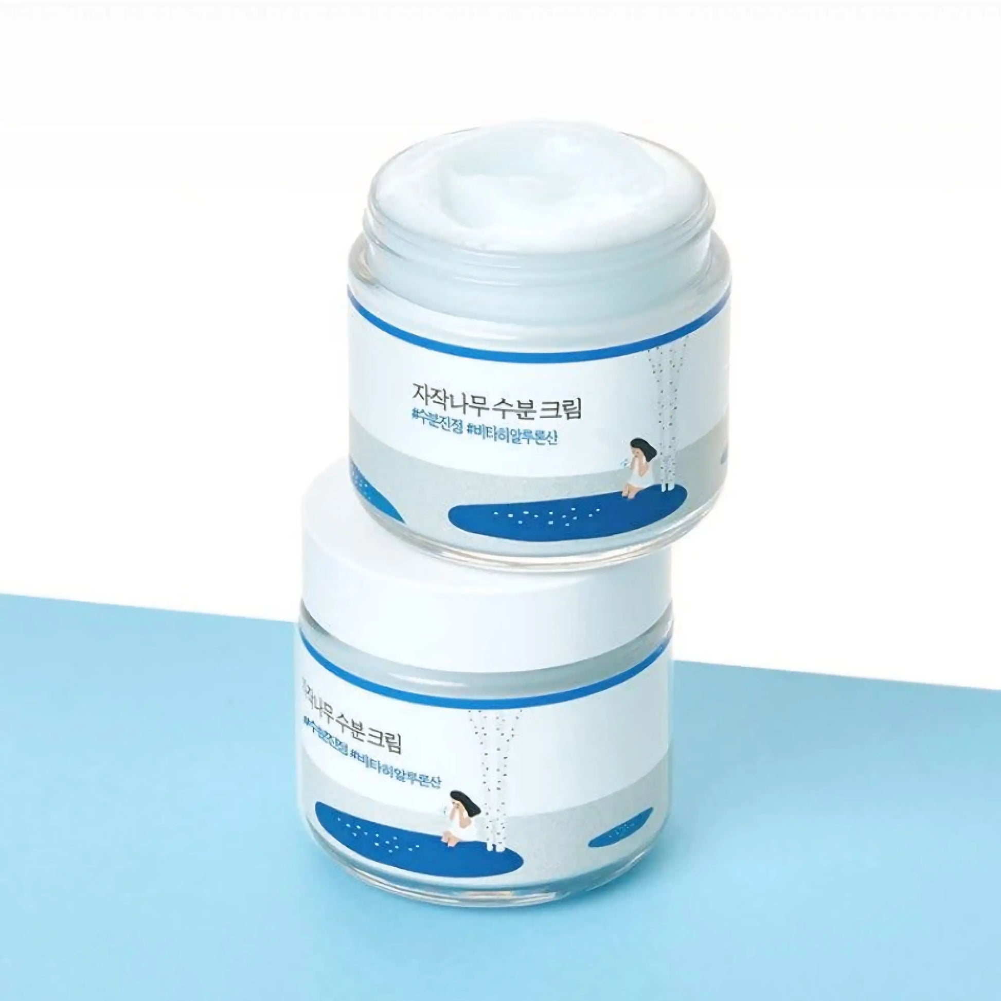 Birch Juice Moisturizing Cream da ROUND LAB – creme hidratante coreano com seiva de bétula, pantenol e ácido hialurónico, ideal para nutrir profundamente, acalmar e reforçar a barreira cutânea. A sua textura leve e refrescante absorve rapidamente, deixando a pele macia, equilibrada e luminosa. Essencial da cosmética coreana na rotina de skincare k-beauty para todos os tipos de pele, especialmente sensível e desidratada.