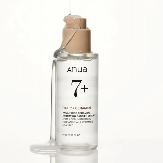 Rice 7 Ceramide Hydrating Barrier Serum da ANUA – sérum coreano com extrato de arroz e 7 tipos de ceramidas, desenvolvido para hidratar profundamente, restaurar a barreira cutânea e melhorar a elasticidade da pele. Textura leve, ideal para pele sensível, seca ou danificada. Um essencial da cosmética coreana na rotina de skincare k-beauty Portugal.