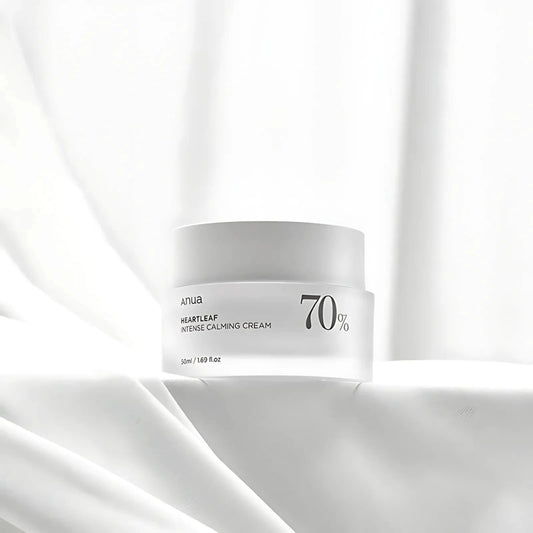 ANUA Heartleaf 70% Intense Calming Cream sobre fundo branco elegante – creme coreano hidratante e calmante com 70% de heartleaf, ideal para pele sensível e reativa, cosmética coreana, skincare k-beauty Portugal