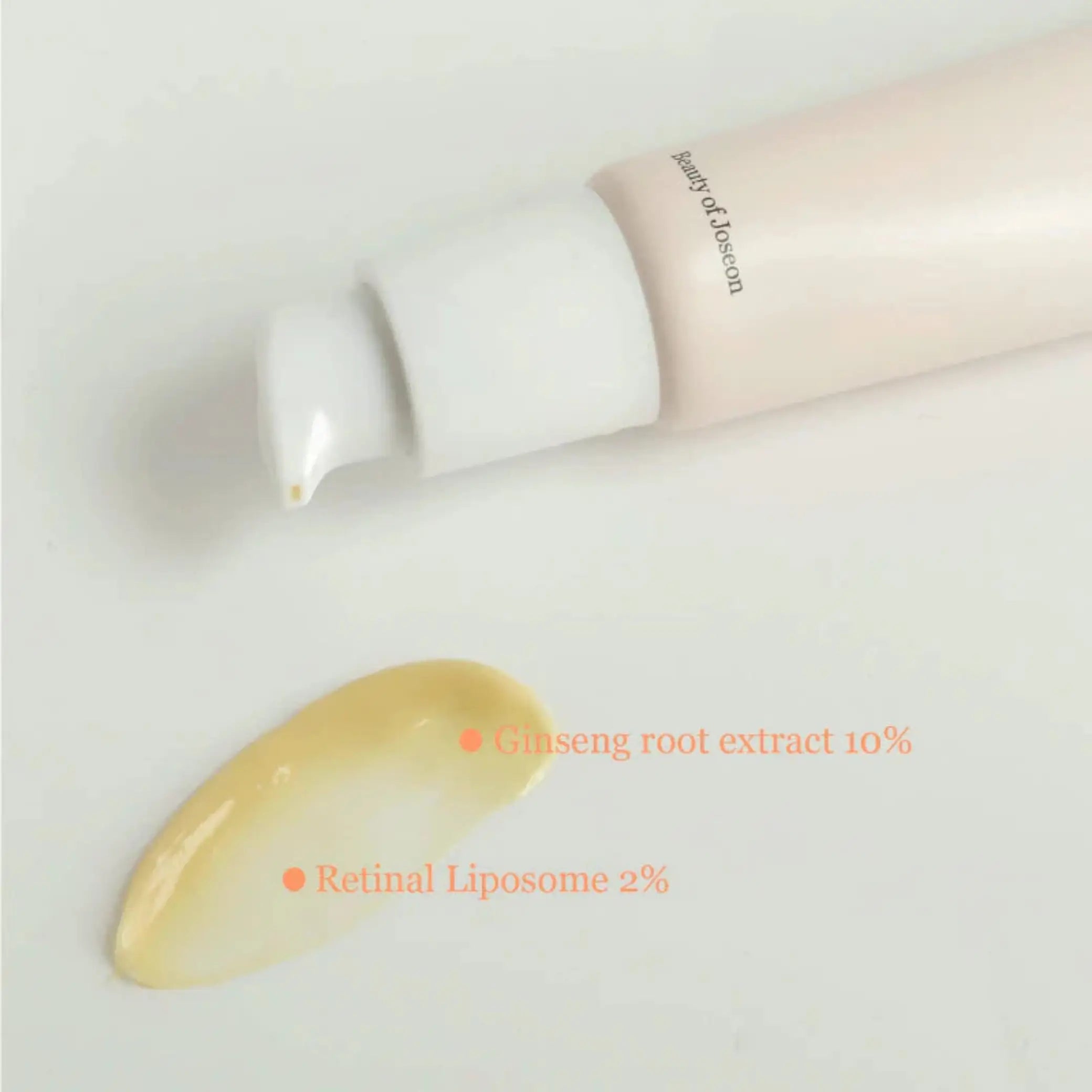 Revive Eye Serum: Ginseng + Retinal da Beauty of Joseon com textura e destaque de ingredientes