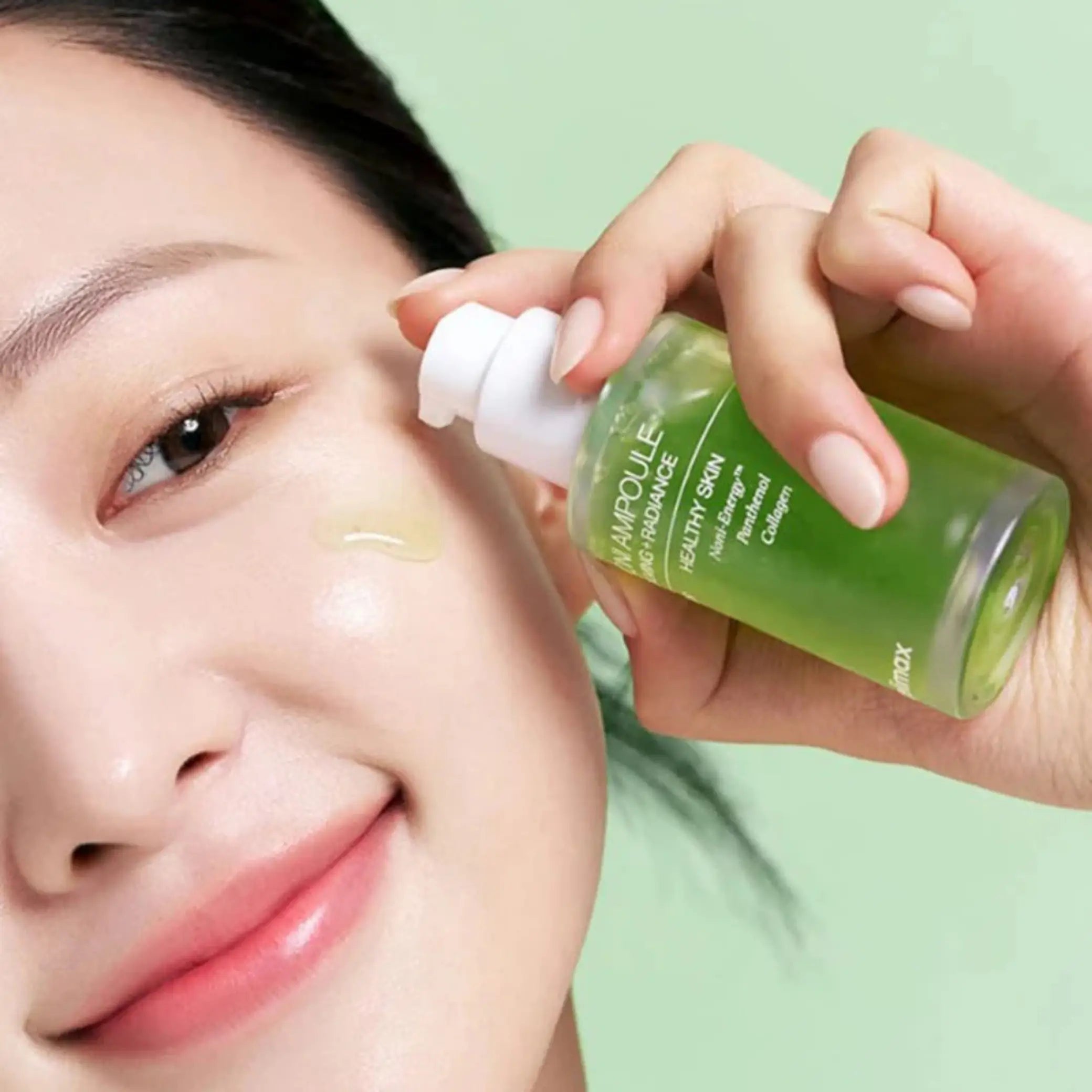 The Real Noni Energy Ampoule da celimax ampola coreana com noni aplicada no rosto efeito calmante