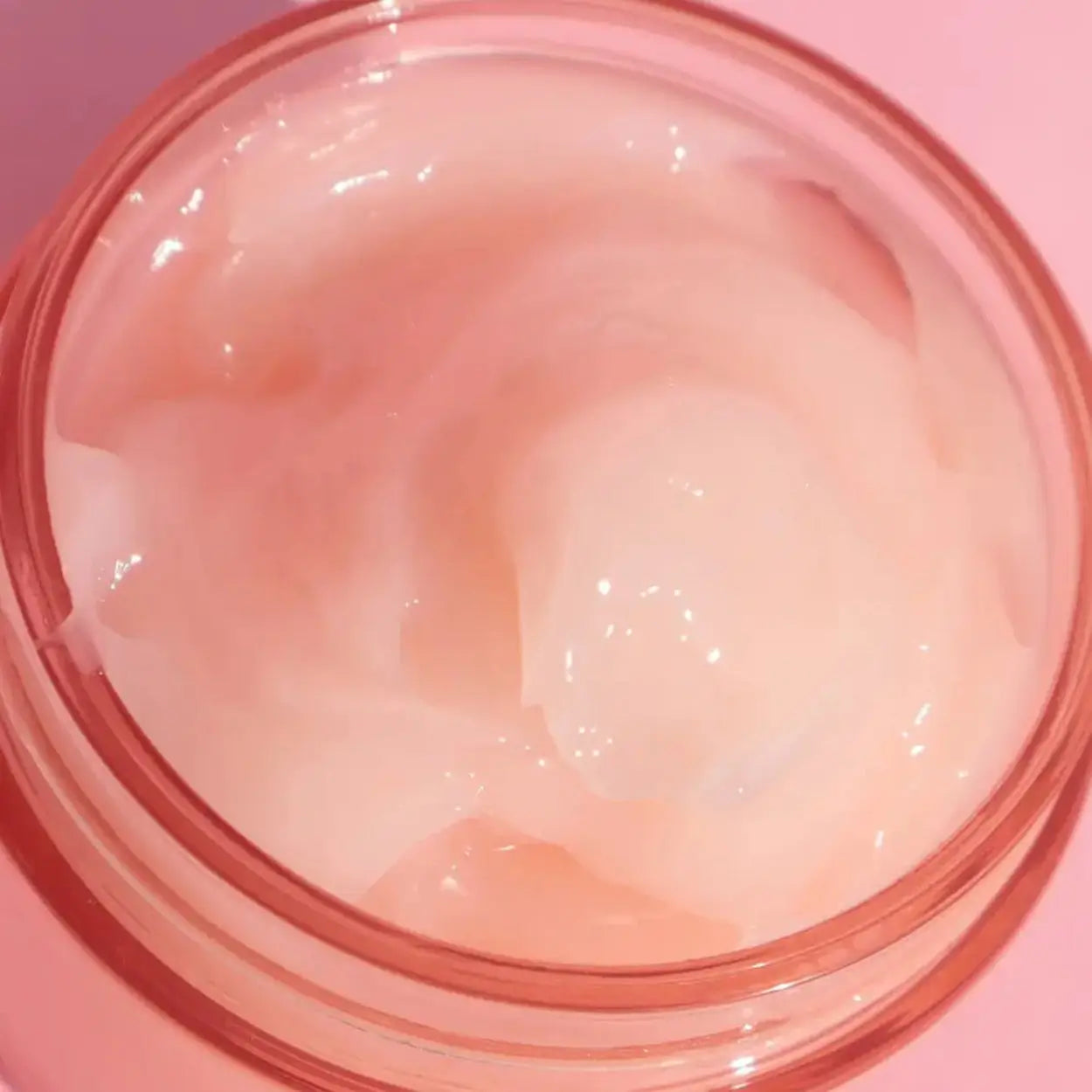 Textura do Heimish Watermelon Moisture Soothing Gel Cream em close-up – gel creme leve e refrescante ideal para pele sensível e com vermelhidão, cosmética coreana, skincare k-beauty Portugal