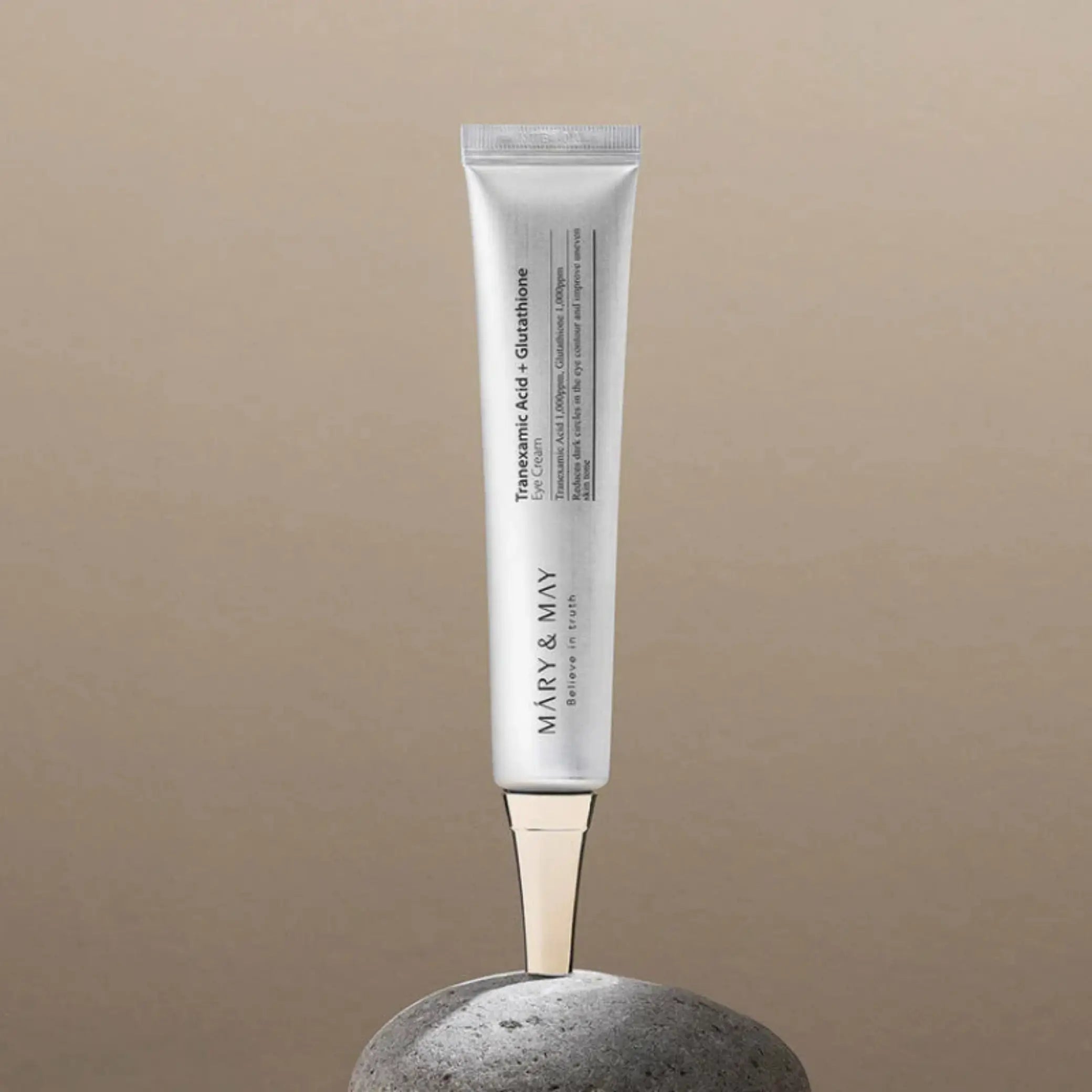 Mary & May – Tranexamic Acid + Glutathione Eye Cream, embalagem do creme de olhos com vitamina C e adenosina, cosmética coreana skincare Portugal
