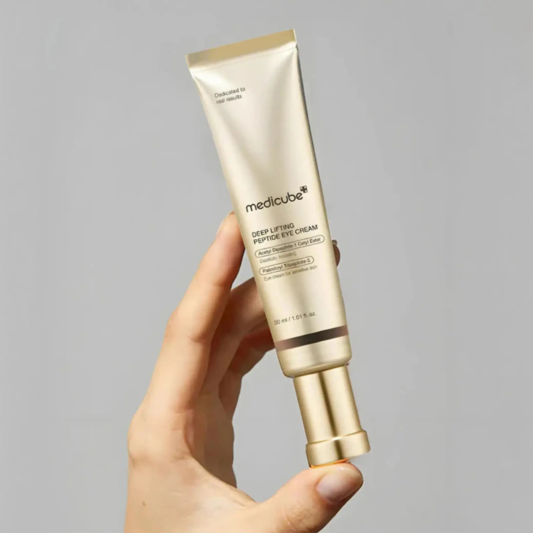 Medicube – Deep Lifting Peptide Eye Cream, embalagem do creme de olhos com péptidos testado clinicamente, cosmética coreana skincare Portugal