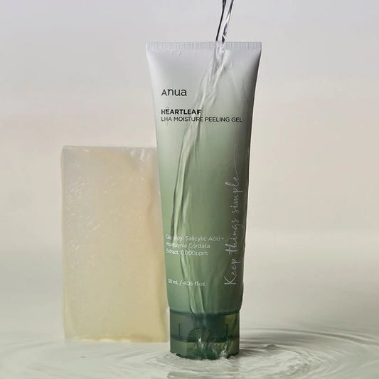 Heartleaf LHA Moisture Peeling Gel da Anua – gel esfoliante suave com LHA e extrato de heartleaf, ideal para remover células mortas e promover uma renovação delicada da pele. Mantém a hidratação enquanto afina a textura cutânea. Descobre o melhor da cosmética coreana e do k-beauty para uma pele lisa e radiante