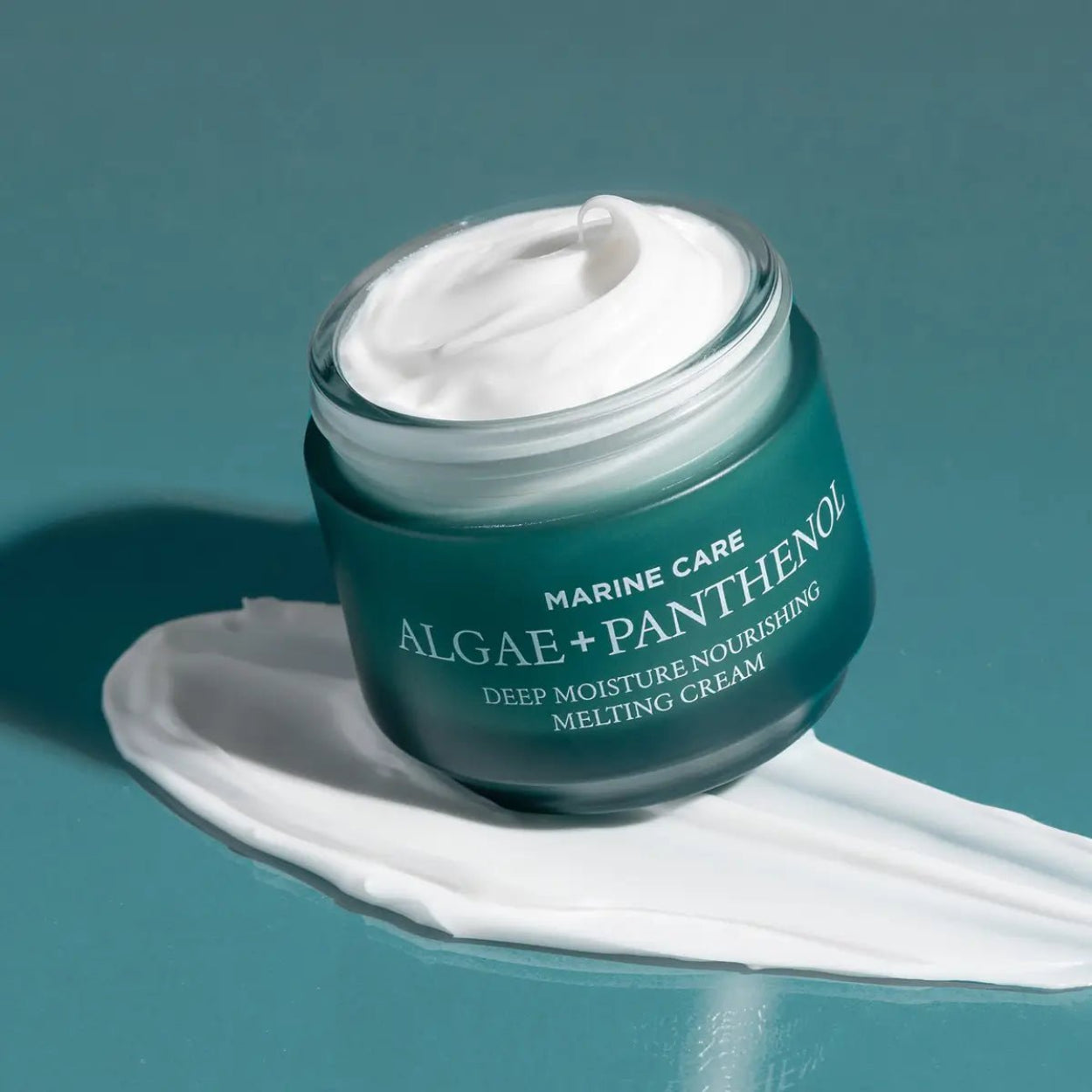 Marine Care Deep Moisture Nourishing Melting Cream da Heimish – creme de hidratação profunda com algas marinhas e pantenol, perfeito para nutrir e revitalizar a pele. Textura rica e derretida que proporciona um boost de hidratação intensa. Um must-have do k-beauty e da cosmética coreana para uma pele saudável e luminosa